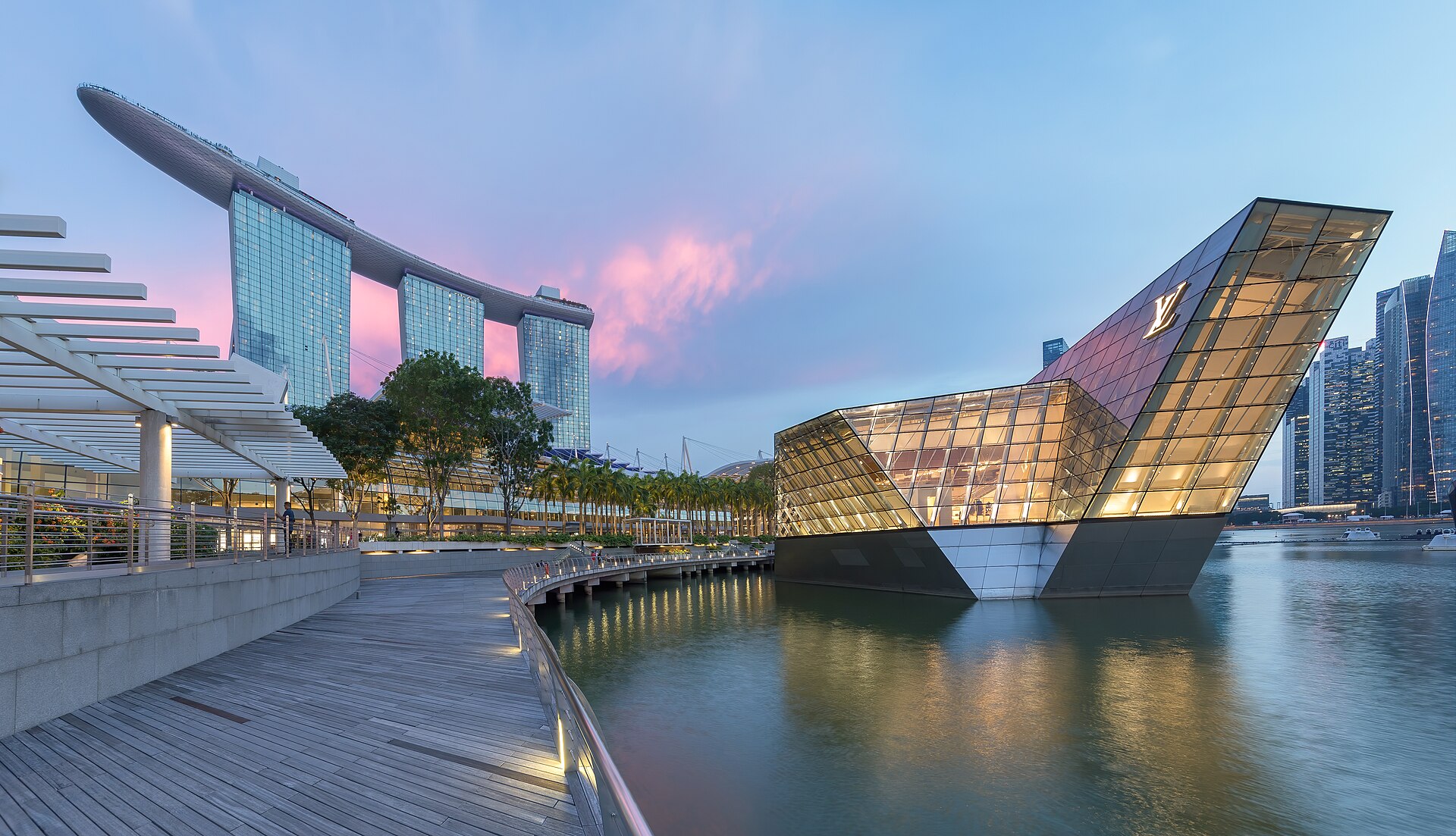 7 DAYS (6 NIGHTS) SINGAPORE & MALAYSIA FESTIVE PACKAGE
